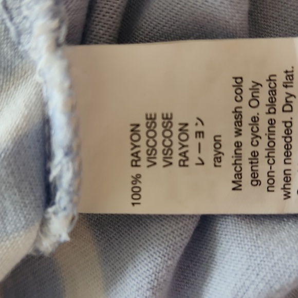 GAP - Picture 6 of 7